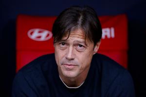 阿斯：在塞维利亚负于瓦伦西亚后，阿尔梅达下课的可能性越来越大