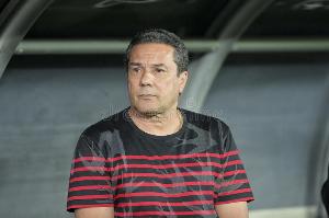 阿斯：前皇马主帅卢森博格因肺部感染，入住巴西医院的重症监护室