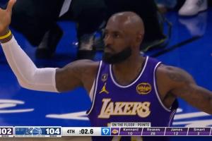 湖人完美战术 詹姆斯篮下大空位晃起班凯罗被帽出界