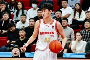 稳定输出！王浩然半场8中4拿到11分1板1助1断