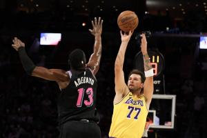 阿德巴约谈东契奇60分：我懂那种状态的感觉 知道80分有多难了吧