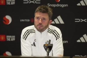 卡里克：曼联近况不错但我不会自满，没料到现在能排英超第三