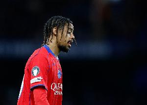 巴黎官方：巴尔科拉已开始治疗右脚踝伤势，法比安继续个人训练