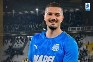 全场7次扑救，官方：萨索洛门将穆里奇当选1-1尤文全场最佳球员