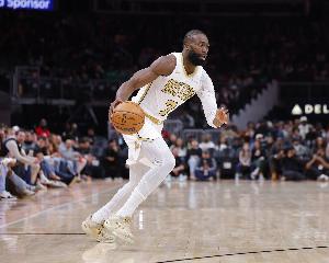 多亏有你！杰伦·布朗半场11中4拿下16分4板3助 次节独得10分