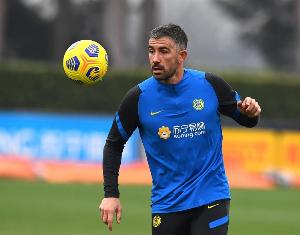 科拉罗夫：国米这一周训练得非常出色，我相当平静也很有信心