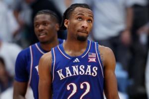 打几分？状元热门彼得森止步32强 疯三两场场均24.5分2.5板1断2帽